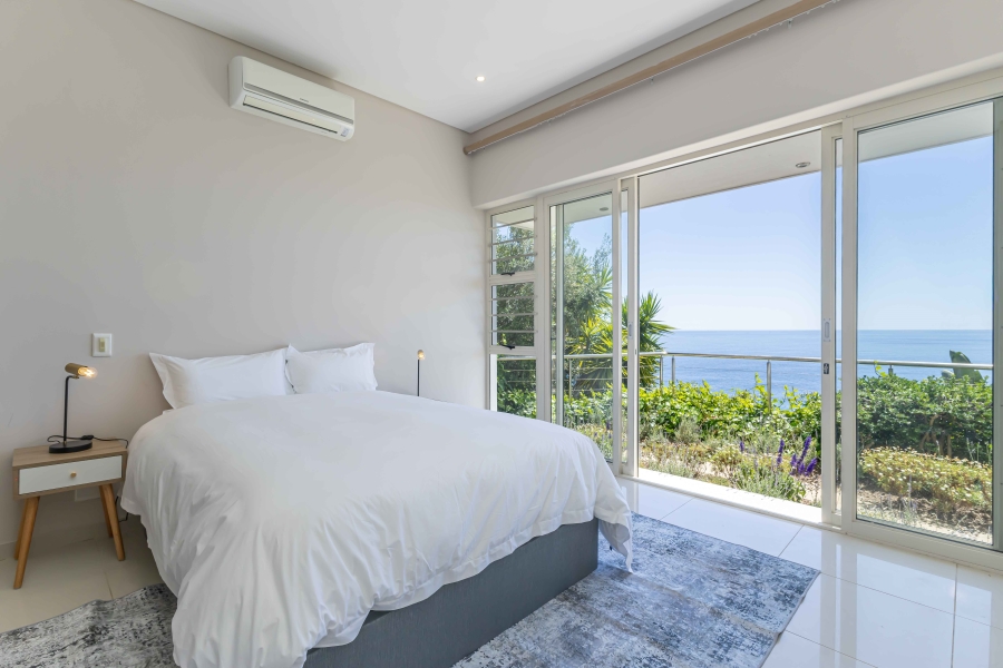 To Let 6 Bedroom Property for Rent in Bantry Bay Western Cape